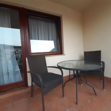 Apartment Pero Livno Exteriör bild