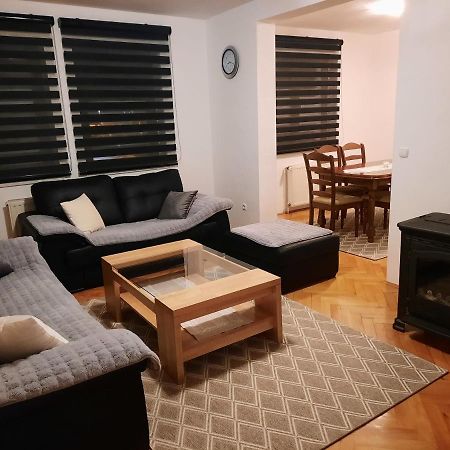 Apartment Pero Livno Exteriör bild