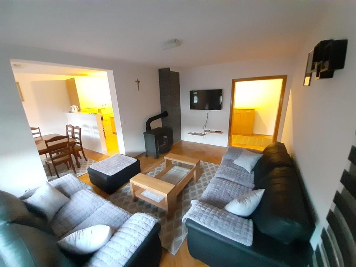 Apartment Pero Livno Exteriör bild