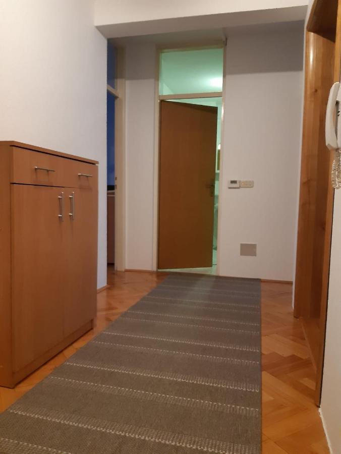 Apartment Pero Livno Exteriör bild